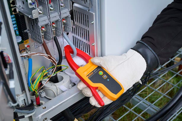 Fluke 283FC/PV Multímetro digital solar y pinza amperimétrica inalámbrica