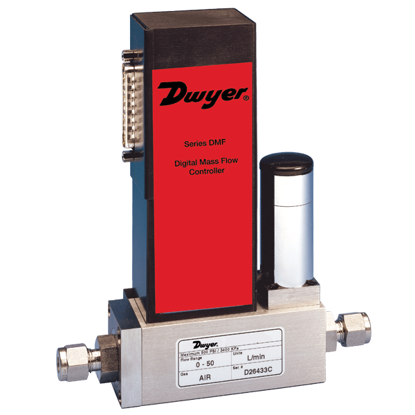 Controlador digital de flujo de masa, rango de 0-5 LPM. El rango de flujo especificado es para un flujo de nitrógeno equivalente a 70 °F (21 °C) y 760 mm Hg.