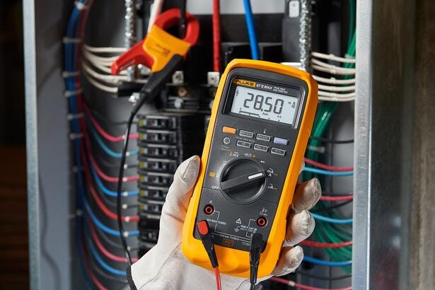 Fluke FLK-87VMAX-PVLEAD1 Kit de instrumentos para energía solar: multímetro digital 87V Max y cables de prueba