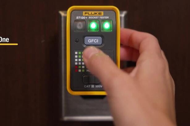 Fluke ST120+ Comprobador de tomas de corriente con señal acústica