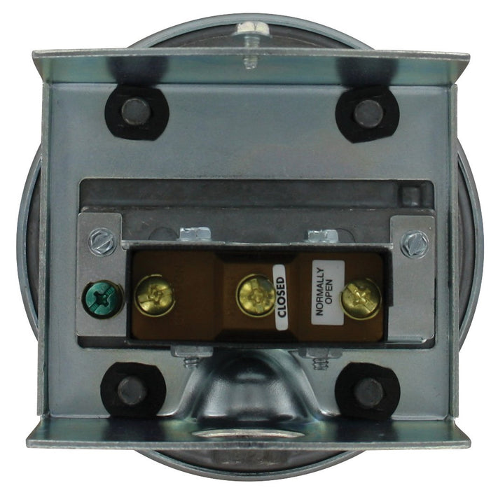 Interruptor de presión diferencial, rango de 0.15-0.5" columna de agua, banda muerta aproximada en punto de ajuste mínimo de 0.06, banda muerta aproximada en punto de ajuste máximo de 0.06.